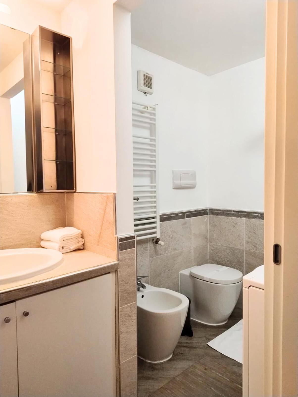 Hbhall Porta Romana * Milan